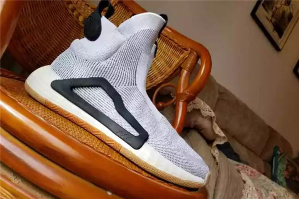 阿迪達斯n3xt l3v3l尺碼偏碼嗎 根據(jù)腳型來選 阿迪達斯n3xt l3v3l尺碼偏碼嗎 根據(jù)腳型來選