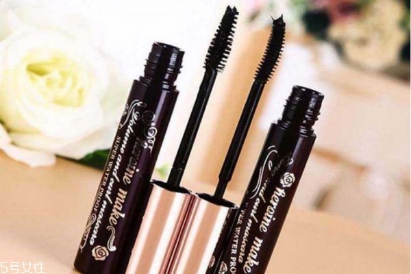 kiss me睫毛膏纖長好還是濃密好 看個(gè)人需求