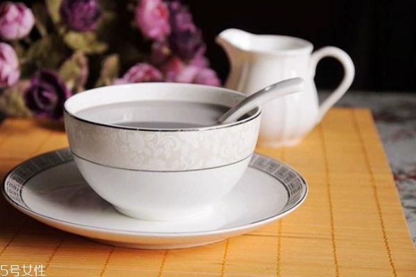 吃黑芝麻糊會(huì)便秘嗎 便秘最好不要天天吃黑芝麻糊