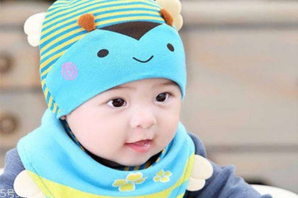 新生兒睡覺(jué)不踏實(shí)怎么辦 新生兒不睡覺(jué)的原因 新生兒睡覺(jué)不踏實(shí)怎么辦 新生兒不睡覺(jué)的原因