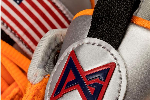 耐克pg3保羅喬治3代開箱測評 配置亮瞎眼 耐克pg3保羅喬治3代開箱測評 配置亮瞎眼