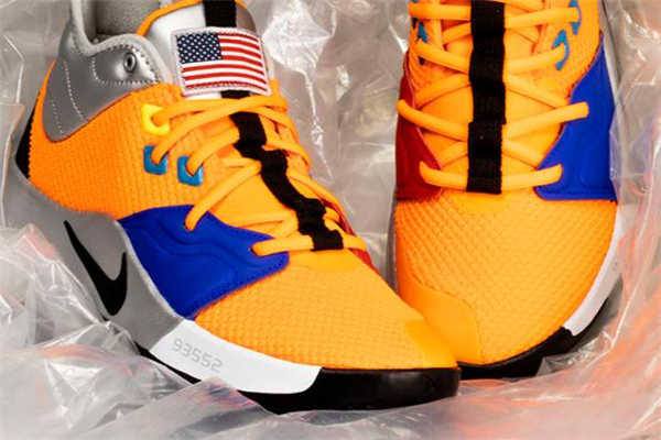 耐克pg3保羅喬治3代開箱測評 配置亮瞎眼 耐克pg3保羅喬治3代開箱測評 配置亮瞎眼