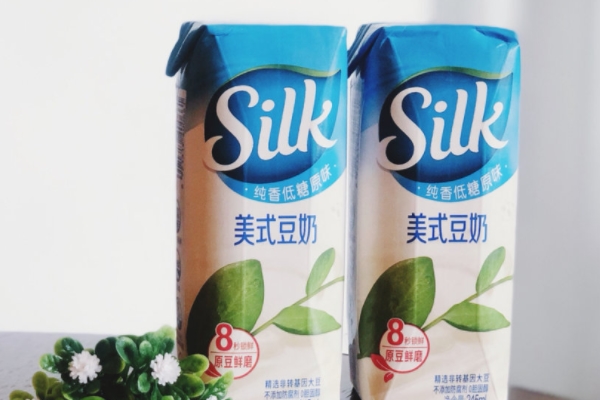 豆奶為什么用玻璃瓶裝 回收節(jié)約成本 豆奶為什么用玻璃瓶裝 回收節(jié)約成本