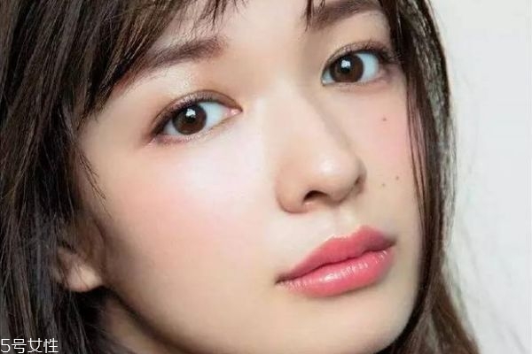 萌妹娃娃妝怎么畫 怎么畫好萌妹紙妝容 萌妹娃娃妝怎么畫 怎么畫好萌妹紙妝容