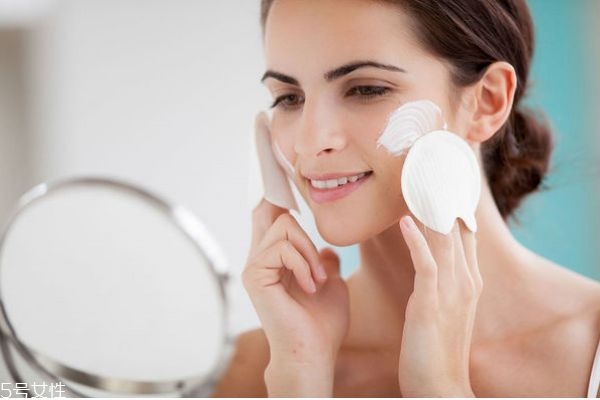 什么牌子的蘆薈膠好用 蘆薈膠真假怎么辨別 什么牌子的蘆薈膠好用 蘆薈膠真假怎么辨別