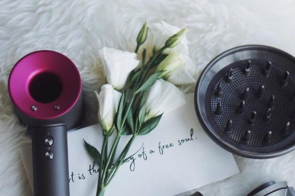 吹風機要怎么選擇 這幾點很關(guān)鍵 吹風機要怎么選擇 這幾點很關(guān)鍵