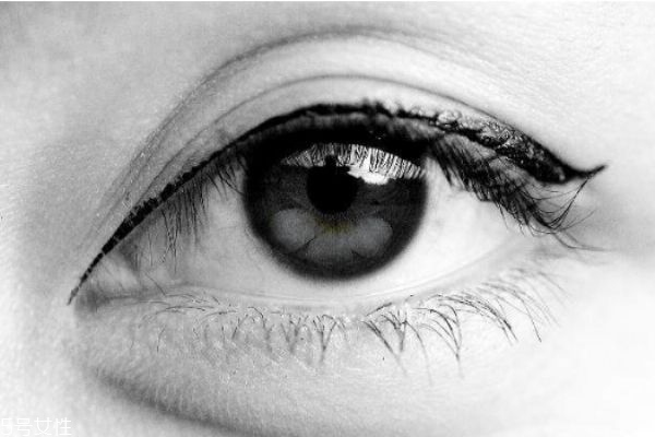 眼睛模糊看不清是怎么回事 眼睛模糊怎么辦 眼睛模糊看不清是怎么回事 眼睛模糊怎么辦