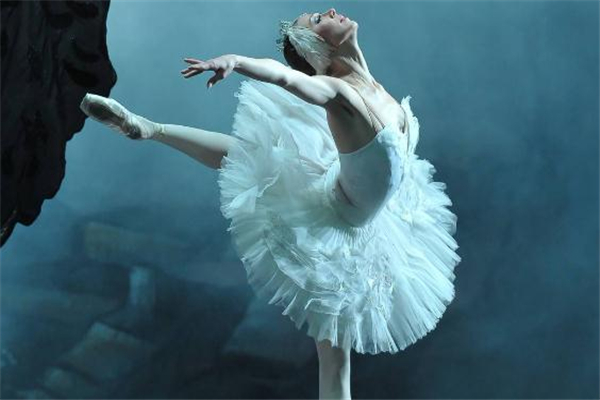 芭蕾舞可以矯正腿型嗎 有矯正作用 芭蕾舞可以矯正腿型嗎 有矯正作用