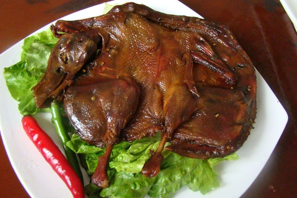 醬板鴨是辣的嗎 可以自己選擇辣度 醬板鴨是辣的嗎 可以自己選擇辣度