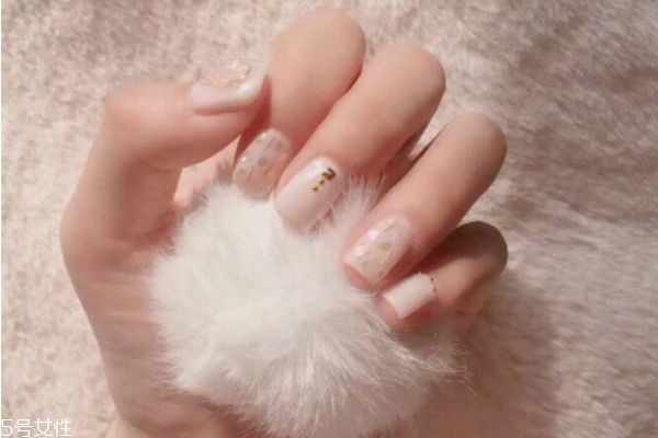 2019好看的美甲圖片 2019美甲圖片最新款型 2019好看的美甲圖片 2019美甲圖片最新款型