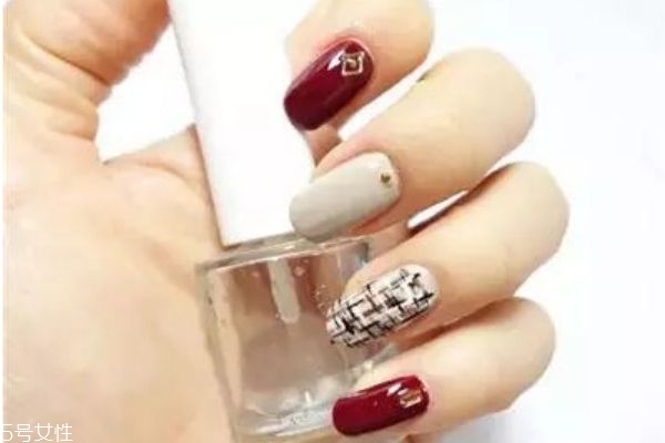 復古橘美甲教程 莫蘭迪色絲絨美甲教程 復古橘美甲教程 莫蘭迪色絲絨美甲教程