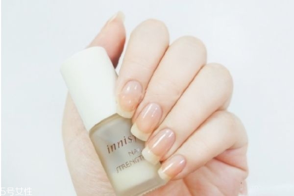 復古橘美甲教程 莫蘭迪色絲絨美甲教程 復古橘美甲教程 莫蘭迪色絲絨美甲教程