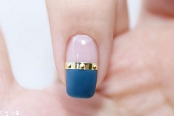 日系田園風(fēng)美甲怎么做 簡(jiǎn)單美甲教程 日系田園風(fēng)美甲怎么做 簡(jiǎn)單美甲教程