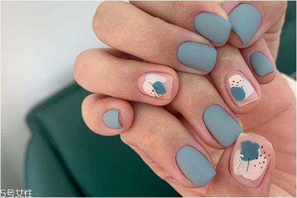 復古橘美甲教程 莫蘭迪色絲絨美甲教程 復古橘美甲教程 莫蘭迪色絲絨美甲教程