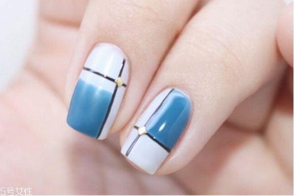日系田園風(fēng)美甲怎么做 簡(jiǎn)單美甲教程 日系田園風(fēng)美甲怎么做 簡(jiǎn)單美甲教程