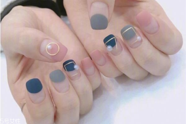 美甲圖片2019新款式 2019年美甲新款 美甲圖片2019新款式 2019年美甲新款