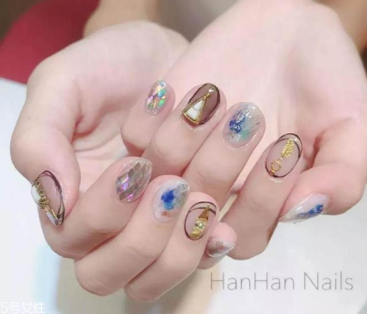 暈染美甲怎么做 夢幻星座美甲教程 暈染美甲怎么做 夢幻星座美甲教程