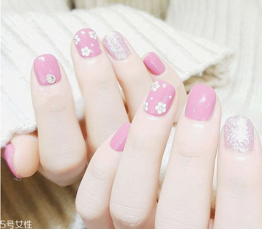 顯白貓眼跳色美甲圖片 高顏值貓眼跳色美甲 顯白貓眼跳色美甲圖片 高顏值貓眼跳色美甲