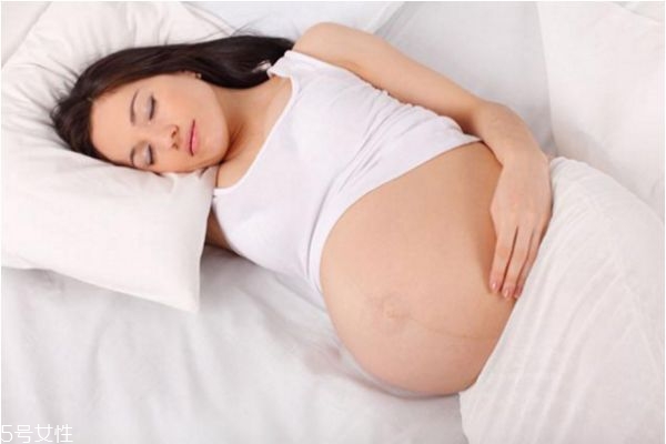 孕婦乳頭內(nèi)陷怎么辦 孕婦乳頭凹陷解決方法 孕婦乳頭內(nèi)陷怎么辦 孕婦乳頭凹陷解決方法