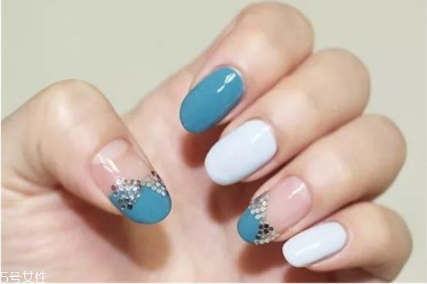 法式美甲如何做 法式美甲教程 法式美甲如何做 法式美甲教程