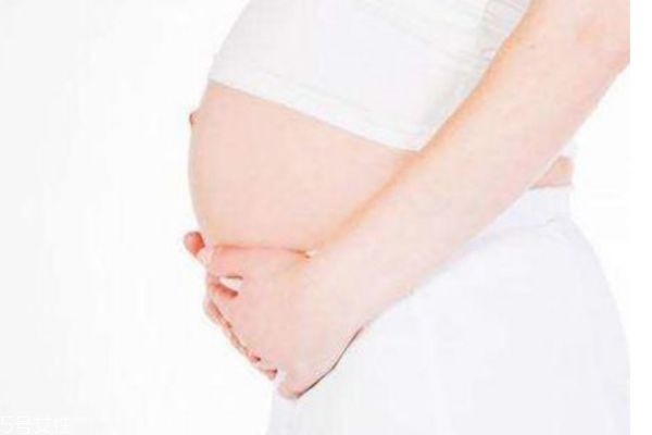 孕婦乳頭內(nèi)陷怎么辦 孕婦乳頭凹陷解決方法 孕婦乳頭內(nèi)陷怎么辦 孕婦乳頭凹陷解決方法