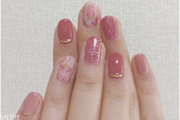 干花美甲有哪些 干花美甲圖片大全 干花美甲有哪些 干花美甲圖片大全