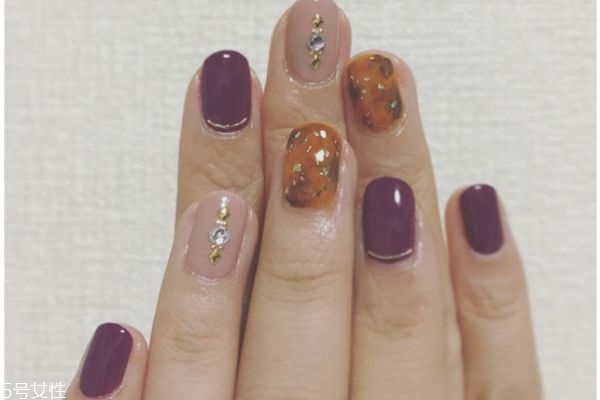 干花美甲有哪些 干花美甲圖片大全 干花美甲有哪些 干花美甲圖片大全