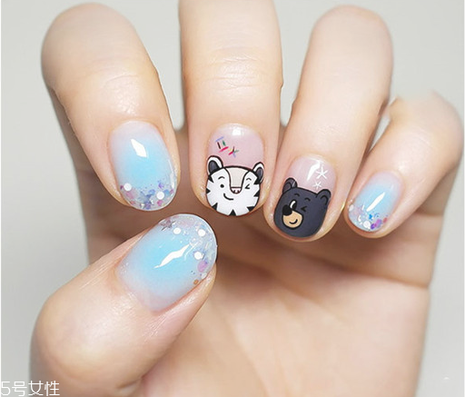 條紋撞色美甲教程 可愛美甲教程 條紋撞色美甲教程 可愛美甲教程