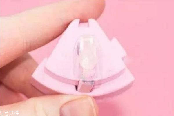 美甲漸變色怎么暈染的 如何做漸變美甲 美甲漸變色怎么暈染的 如何做漸變美甲