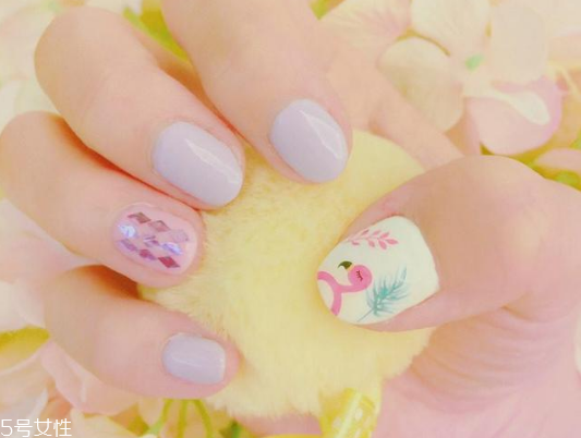 火烈鳥美甲怎么做 教你動物美甲怎么做 火烈鳥美甲怎么做 教你動物美甲怎么做