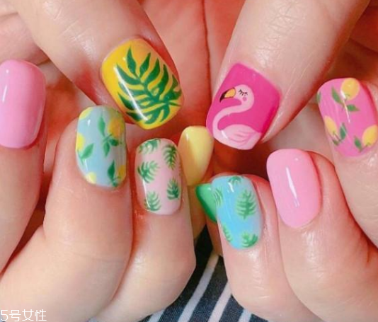 火烈鳥美甲怎么做 教你動物美甲怎么做 火烈鳥美甲怎么做 教你動物美甲怎么做