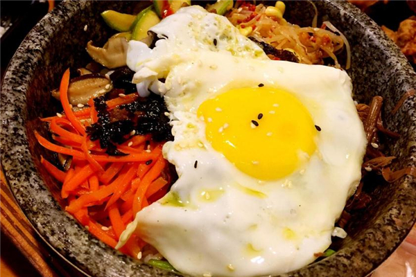 韓式石鍋拌飯好吃嗎?做法全過程 韓式石鍋拌飯好吃嗎?做法全過程