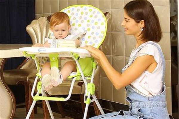 寶寶餐桌椅怎樣選擇最好 寶寶餐桌椅怎樣選擇最好