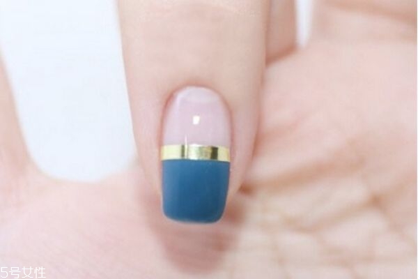 日系田園風(fēng)美甲怎么做 絲絨美甲做法教程 日系田園風(fēng)美甲怎么做 絲絨美甲做法教程