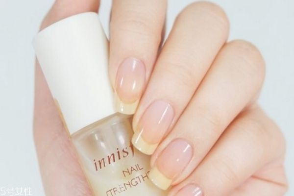 藍(lán)色鉆石美甲教程 藍(lán)色小花美甲教程 藍(lán)色鉆石美甲教程 藍(lán)色小花美甲教程