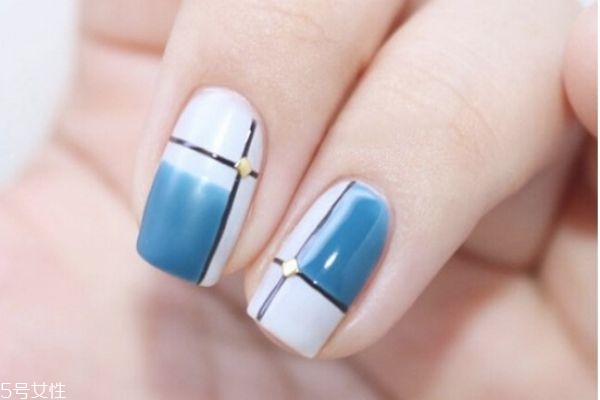 日系田園風(fēng)美甲怎么做 絲絨美甲做法教程 日系田園風(fēng)美甲怎么做 絲絨美甲做法教程
