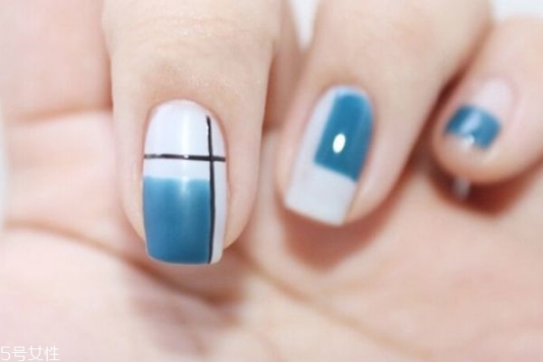 日系田園風(fēng)美甲怎么做 絲絨美甲做法教程 日系田園風(fēng)美甲怎么做 絲絨美甲做法教程