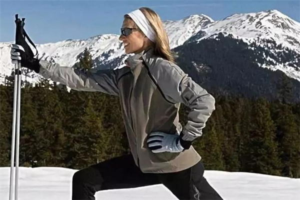 冬天健身穿什么衣服 保暖和輕便兼具 冬天健身穿什么衣服 保暖和輕便兼具