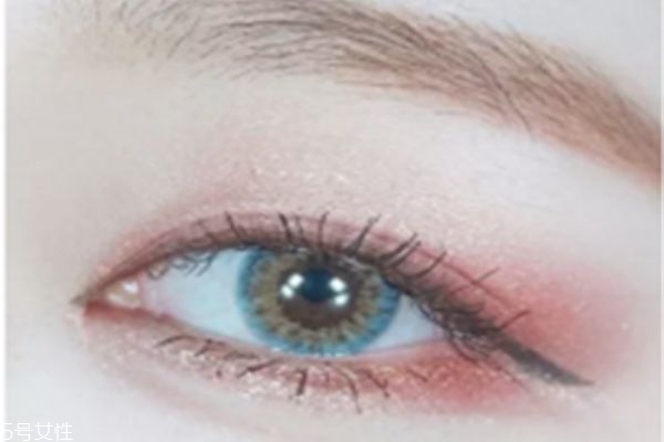 秋冬約會必備韓式妝容 韓系酒紅色妝容的畫法 秋冬約會必備韓式妝容 韓系酒紅色妝容的畫法