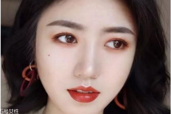 溫柔的秋冬妝 冬季妝容教程 溫柔的秋冬妝 冬季妝容教程