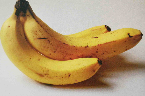 草莓和香蕉可以一起吃嗎？小心脾胃虛寒