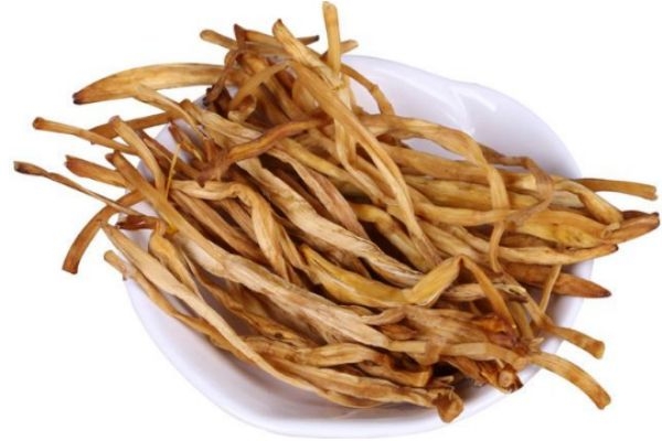 金針菜和黃花菜一樣嗎 黃花菜的功效與作用 金針菜和黃花菜一樣嗎 黃花菜的功效與作用