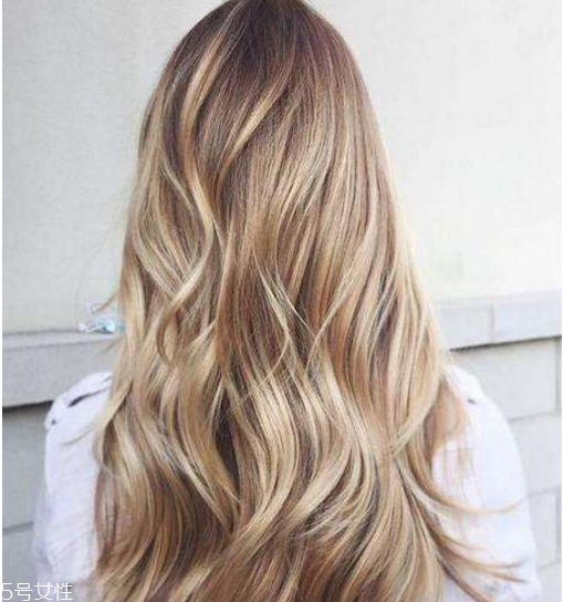 長卷發(fā)圖片2019款 大卷長發(fā)圖片 長卷發(fā)圖片2019款 大卷長發(fā)圖片