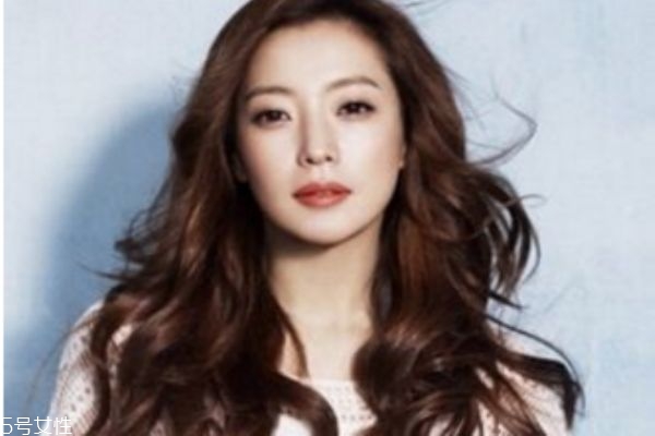 長卷發(fā)圖片2019款 大卷長發(fā)圖片 長卷發(fā)圖片2019款 大卷長發(fā)圖片