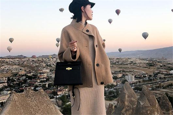 女生冬天穿什么裙子好看 遮住大粗腿 女生冬天穿什么裙子好看 遮住大粗腿