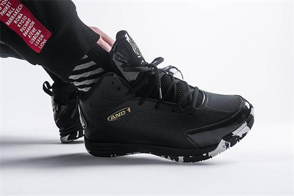 and1是什么牌子 美國運(yùn)動(dòng)品牌