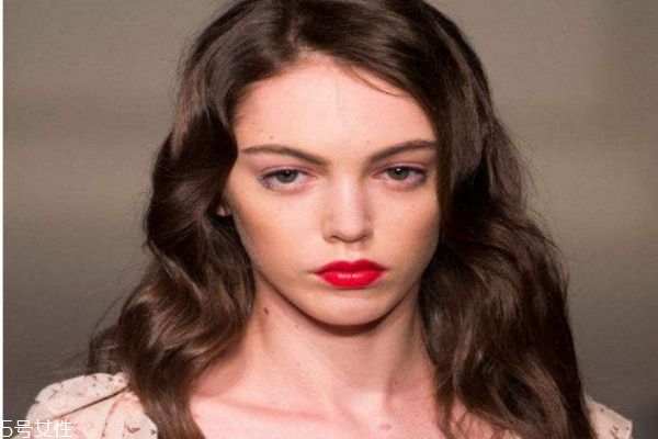 長卷發(fā)圖片2019款 大卷長發(fā)圖片 長卷發(fā)圖片2019款 大卷長發(fā)圖片