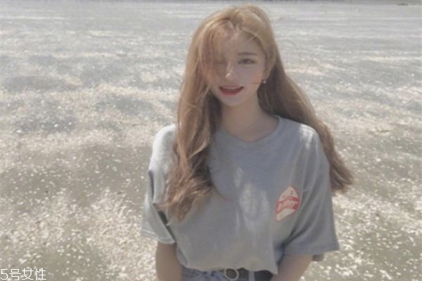 韓式微卷長發(fā) 韓式長卷發(fā)圖片 韓式微卷長發(fā) 韓式長卷發(fā)圖片