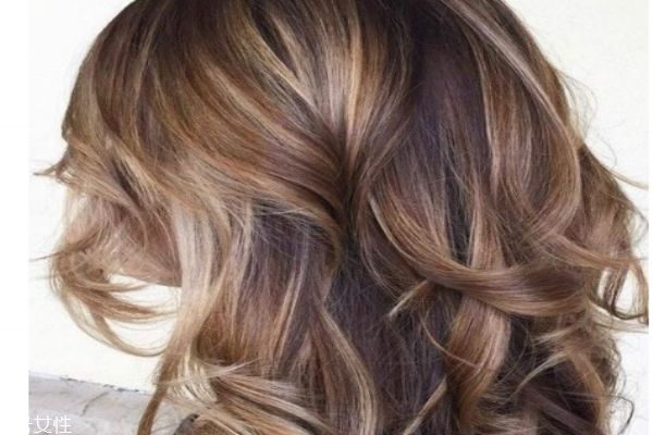 長卷發(fā)圖片2019款 大卷長發(fā)圖片 長卷發(fā)圖片2019款 大卷長發(fā)圖片