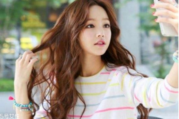 長卷發(fā)圖片2019款 大卷長發(fā)圖片 長卷發(fā)圖片2019款 大卷長發(fā)圖片